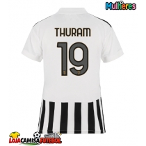 Camisa de Futebol Juventus Khephren Thuram #19 Equipamento Principal Mulheres 2026-27 Manga Curta